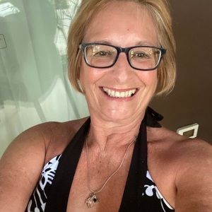 Meet your Posher, Sandy